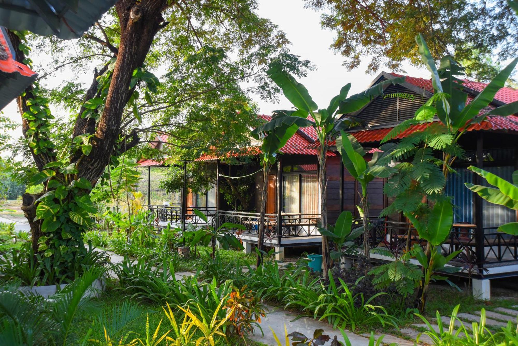 Densy Angkor Bungalow Siem Reap Exterior photo